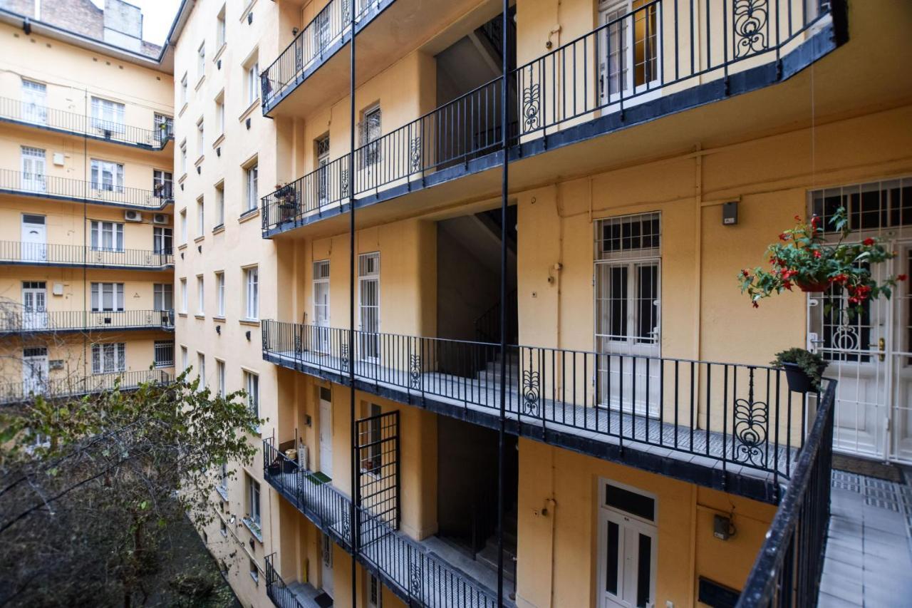 Riverside Apartment In Downtown Budapest Exterior photo